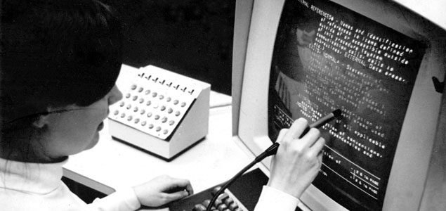 Sistema de edición de hipertexto, Brown University 1969.
