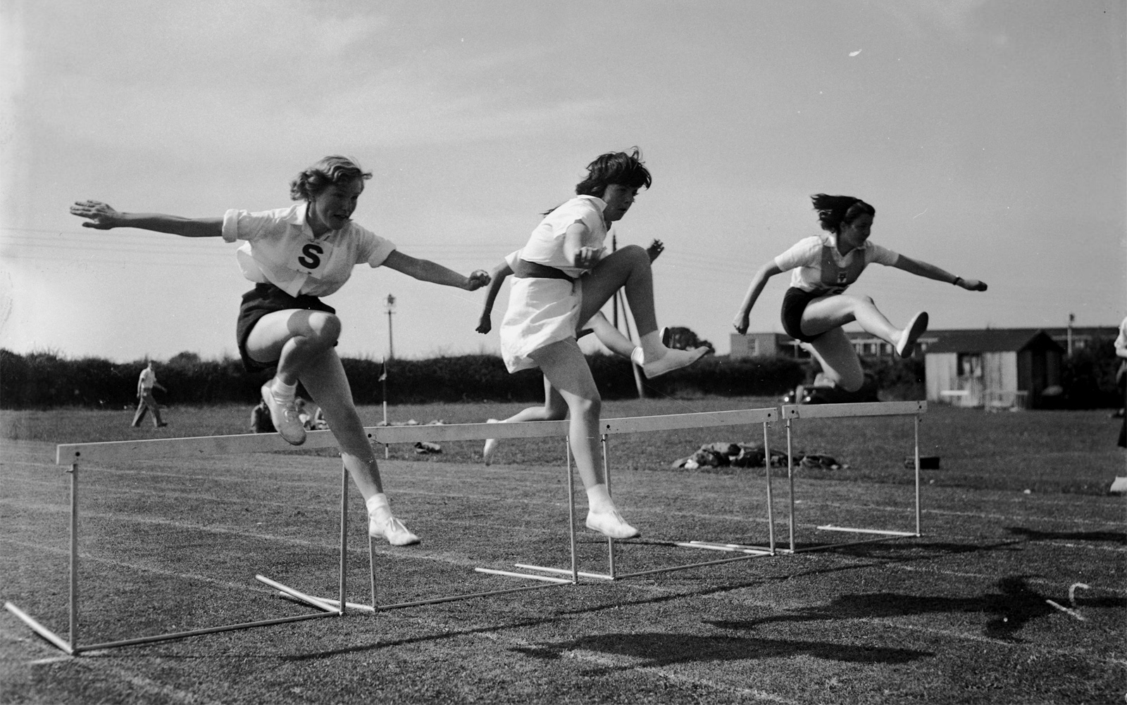 Hurdles race at Shrewsbury, 1953 | Geoff Charles, The National Library of Wales | CC BY-NC-ND 2.0