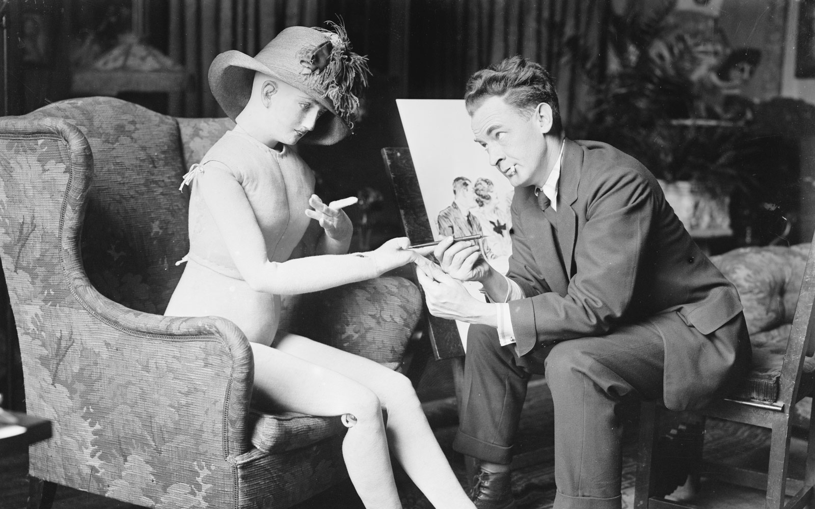 James Montgomery Flagg with a mannequin, 1913