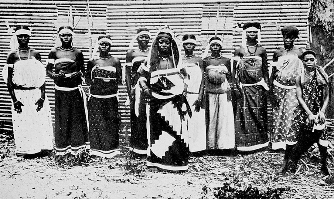 Women's secret society of Gabon, 1912